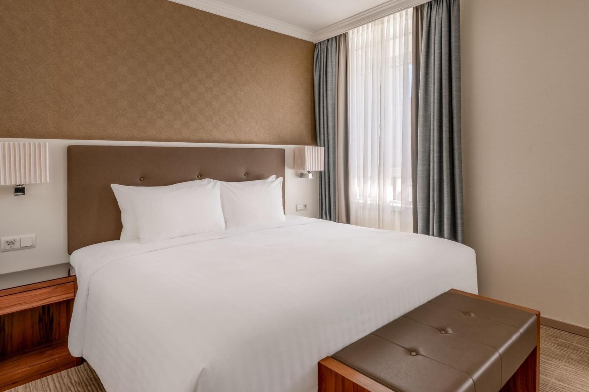 Junior Suite,1552301902:JPEG