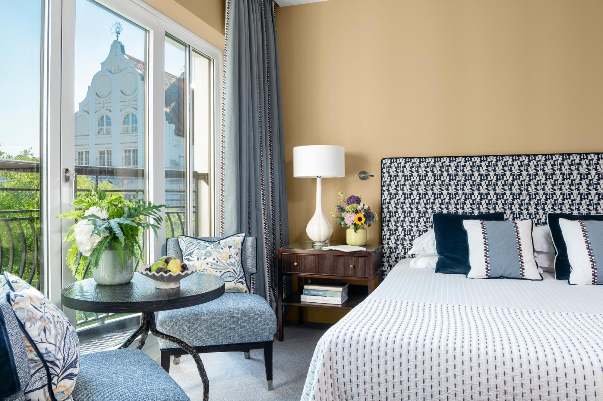 Classic Room,1327943738:JPEG