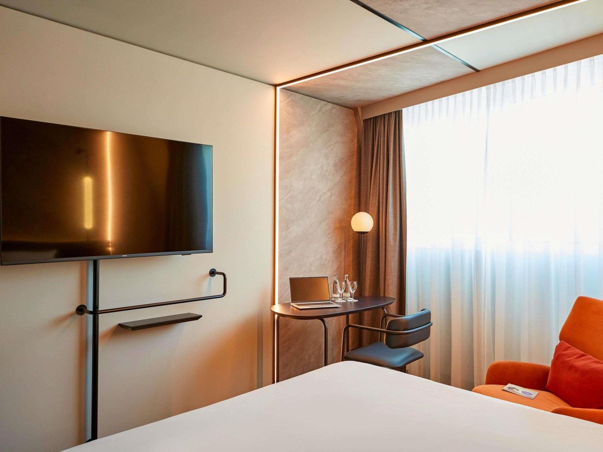 Premium Family Room,1716970594:JPEG