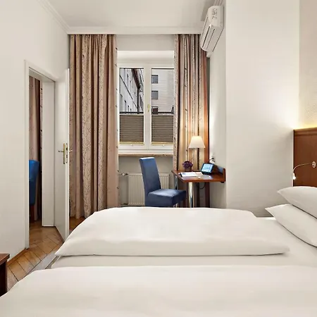 Alpen Hotel Muenchen-2