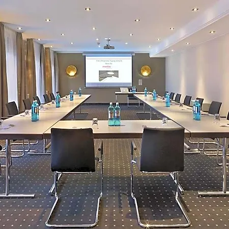 Intercityhotel Muenchen-3