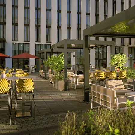 Leonardo Royal Hotel Munich-2